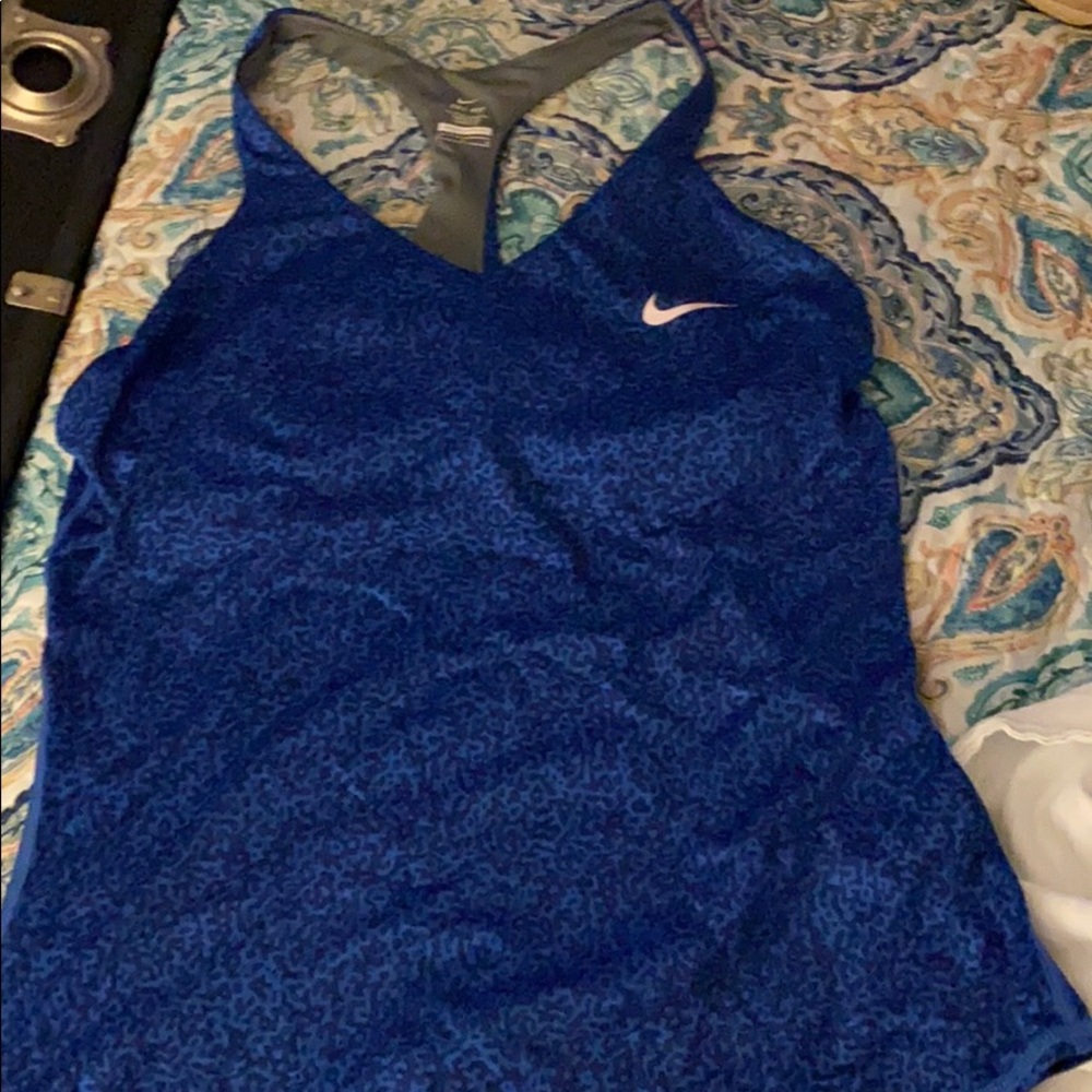 Nike dri-fit tank with bra